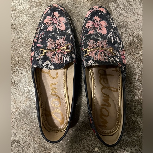 Sam Edelman Lorraine Navy and Pink Floral Loafers with Gold Buckle - Picture 4 of 6